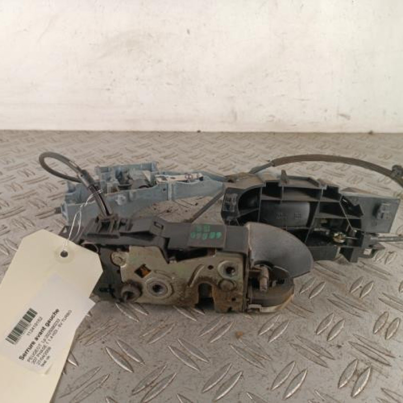 Serrure avant gauche PEUGEOT 207