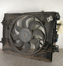 Moto ventilateur radiateur RENAULT CLIO 4