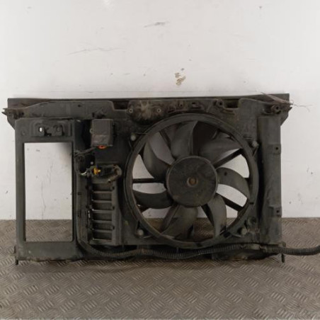 Face avant PEUGEOT 5008 1 Photo n°1