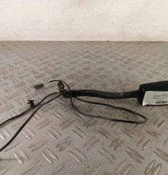 Attache ceinture avant gauche VOLKSWAGEN PASSAT 6 Photo n°1