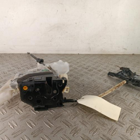 Serrure arriere gauche VOLKSWAGEN PASSAT 6