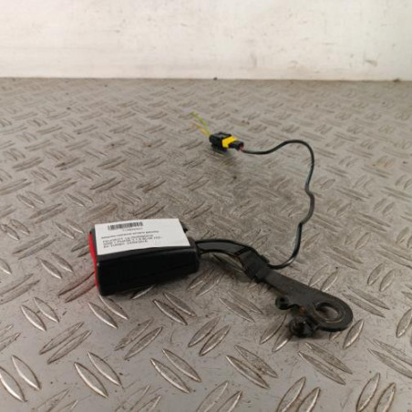 Attache ceinture arriere gauche PEUGEOT 5008 1 Photo n°1