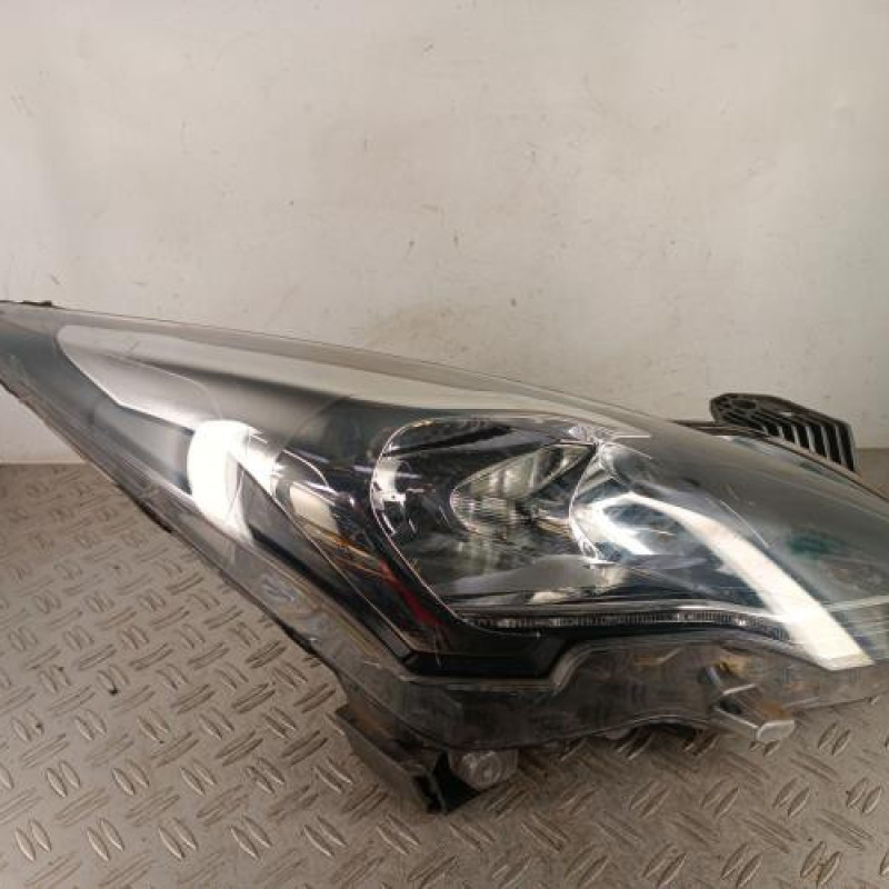 Optique avant principal droit (feux)(phare) PEUGEOT 5008 1
