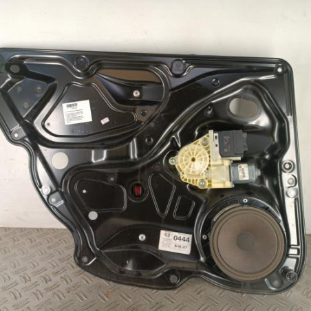 Leve vitre electrique arriere gauche VOLKSWAGEN PASSAT 6 Photo n°1