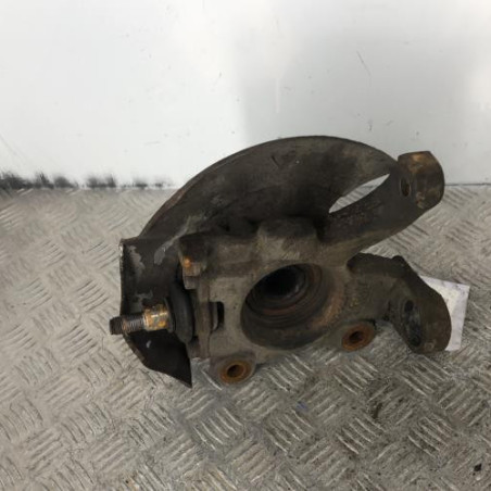 Moyeu avant gauche VOLKSWAGEN TRANSPORTER 4