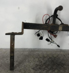 Attelage (boule de remorquage) OPEL CORSA D