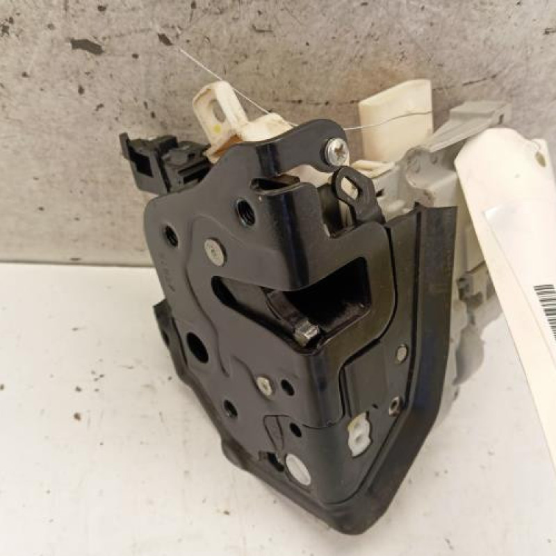 Serrure avant droit AUDI A3 3