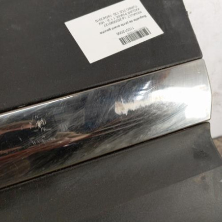 Baguette de porte avant gauche RENAULT KADJAR