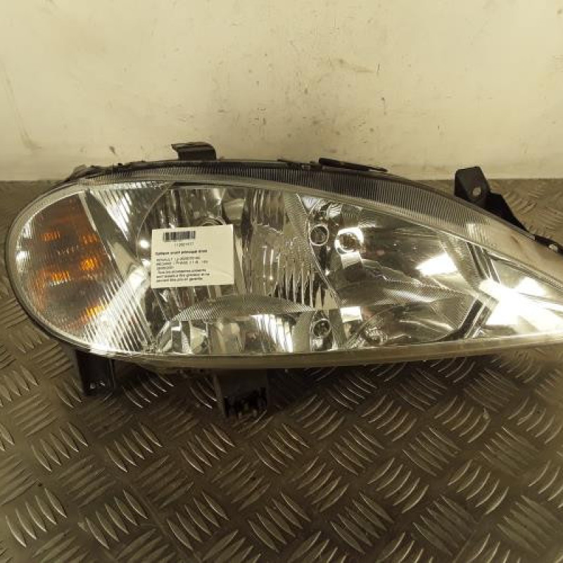 Optique avant principal droit (feux)(phare) RENAULT MEGANE 1