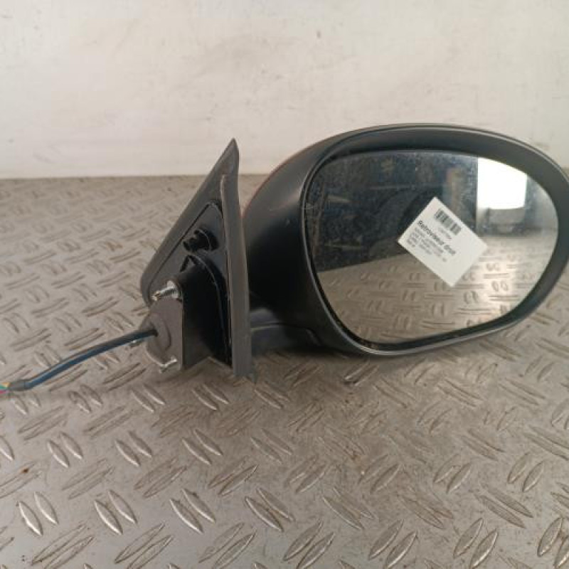 Retroviseur droit NISSAN JUKE 1