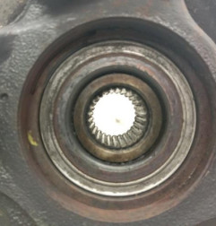 Moyeu avant droit CITROEN JUMPY 1