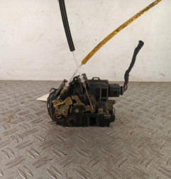 Serrure arriere gauche AUDI A6 2