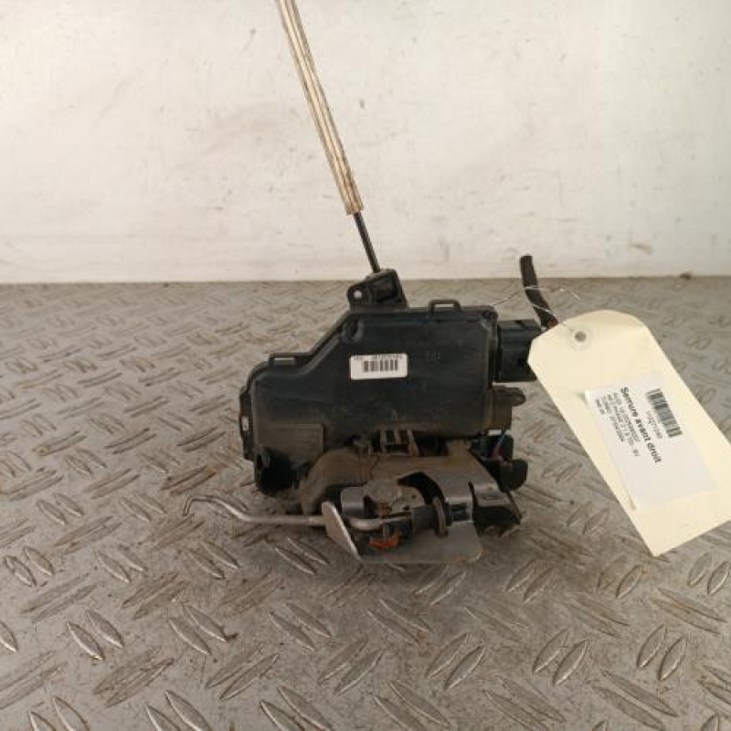 Serrure avant droit AUDI A6 2