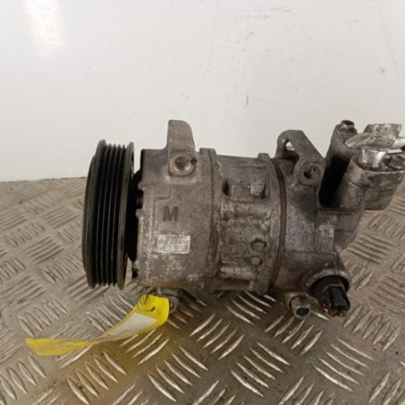 Compresseur clim TOYOTA VERSO