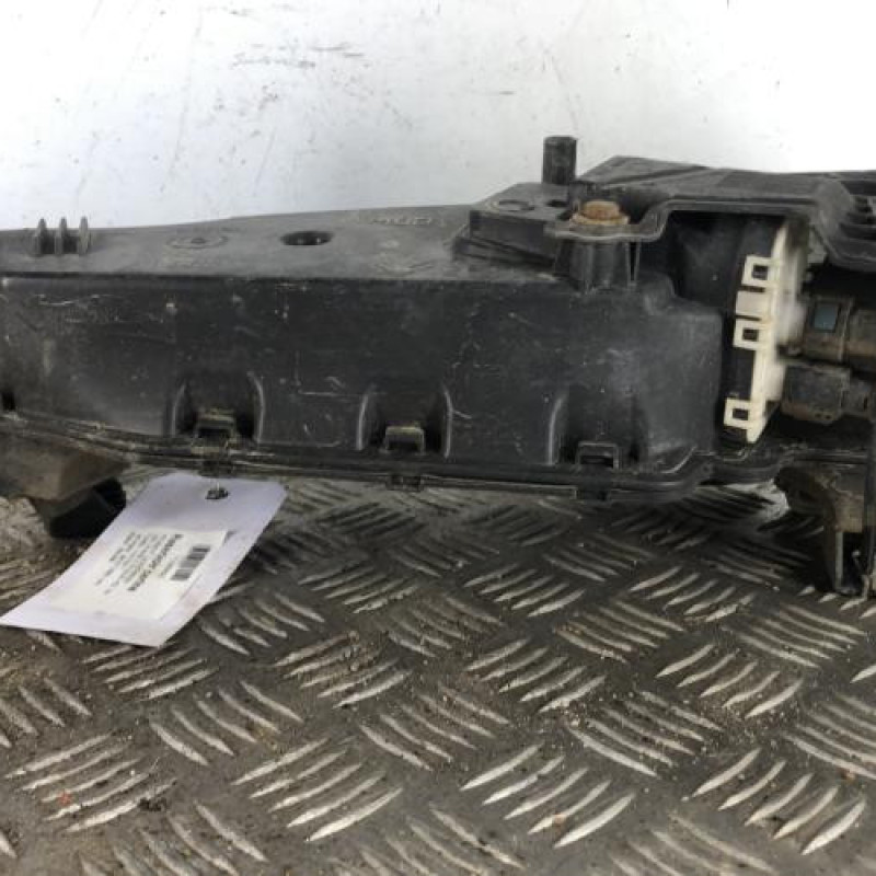 Reservoir cerine PEUGEOT 208 1