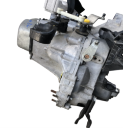 Boite de vitesses PEUGEOT 208 1 Photo n°4
