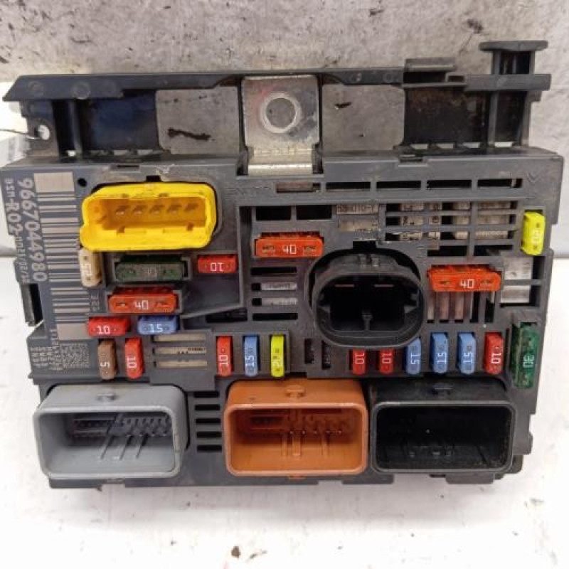 Boitier servitude moteur (BSM) CITROEN C5 2 Boitier servitude moteur (BSM) CITROEN C5 2