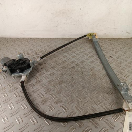 Leve vitre electrique avant droit RENAULT CLIO 2 Photo n°1