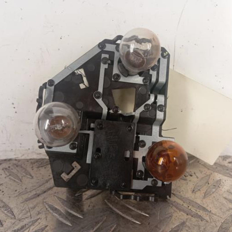 Platine feu arriere droit PEUGEOT 206+
