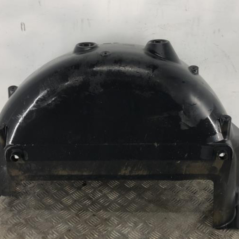 Pare boue arriere droit NISSAN NV300