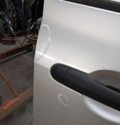 Porte avant droit RENAULT CLIO 3 Photo n°6