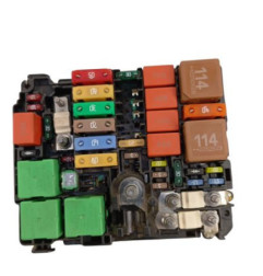 Porte fusible PEUGEOT 208 2 Photo n°1