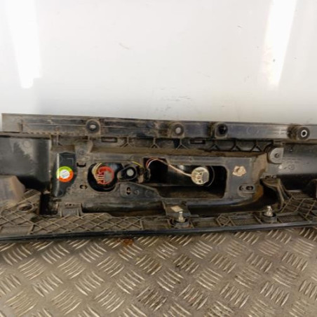 Feu arriere principal gauche (feux) NISSAN NV300