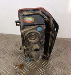 Feu de pare choc arriere droit NISSAN NV300 Photo n°3