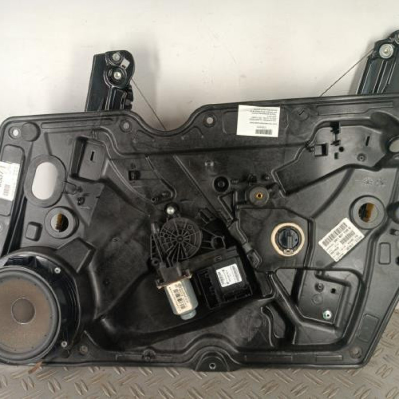 Leve vitre electrique avant droit VOLKSWAGEN GOLF 6