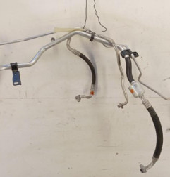 Tuyau de climatisation PEUGEOT 208 1 Photo n°1