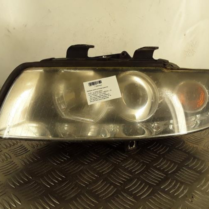 Optique avant principal gauche (feux)(phare) AUDI A4 2