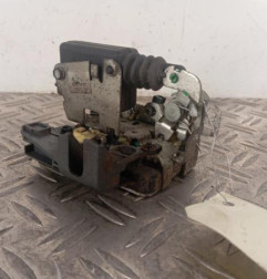 Serrure avant gauche DACIA DUSTER 1