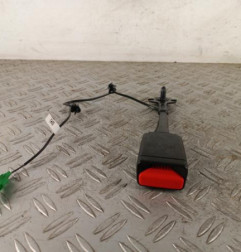 Attache ceinture avant droit DACIA SANDERO 3