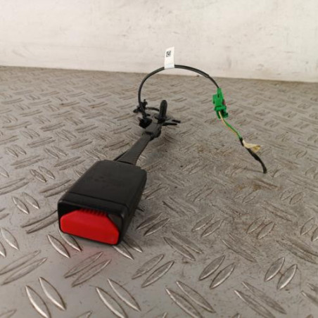 Attache ceinture avant gauche DACIA SANDERO 3