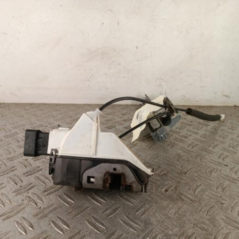 Serrure avant droit CITROEN C3 2 Serrure avant droit CITROEN C3 2