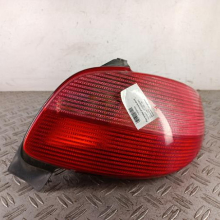 Feu arriere principal droit (feux) PEUGEOT 206 Photo n°1