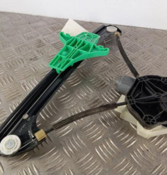 Leve vitre electrique arriere droit VOLKSWAGEN GOLF 7 Photo n°3