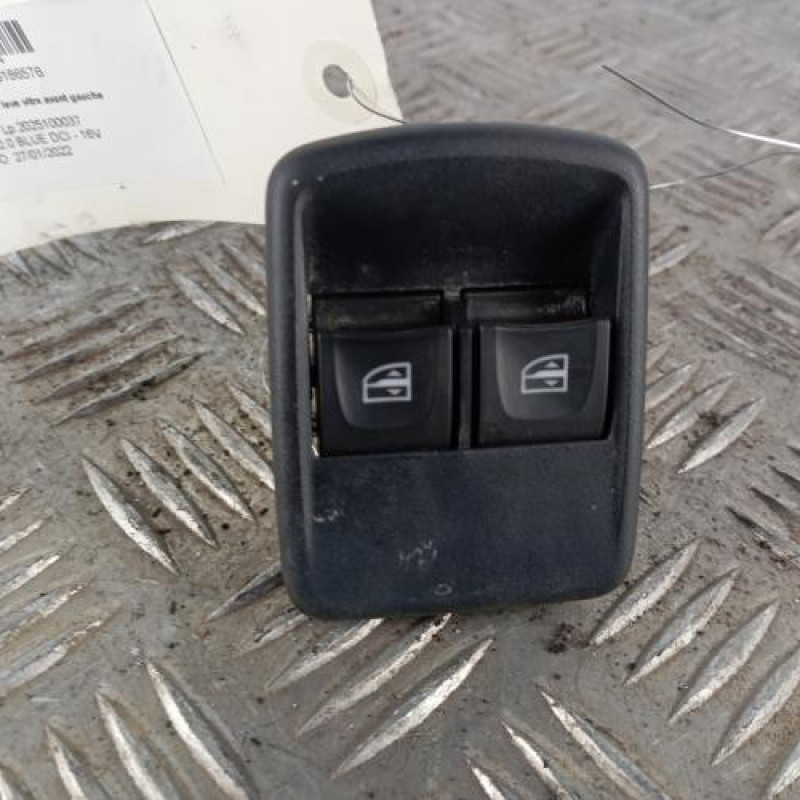Interrupteur de leve vitre avant gauche NISSAN NV300