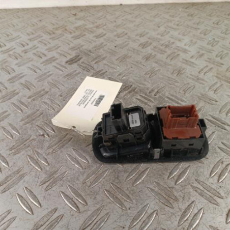 Interrupteur de leve vitre avant gauche RENAULT MASTER 3