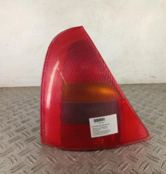 Feu arriere principal gauche (feux) RENAULT CLIO 2 Photo n°1