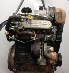 Moteur VOLKSWAGEN PASSAT 5 Photo n°3