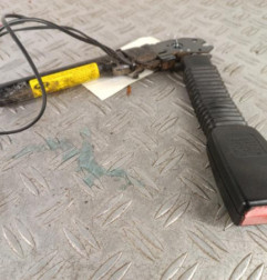 Attache ceinture avant droit FORD FOCUS 1