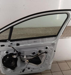 Porte avant droit RENAULT CLIO 4