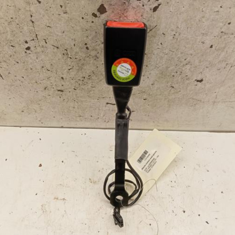 Attache ceinture avant gauche AUDI Q3 1