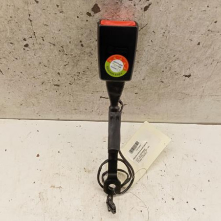 Attache ceinture avant gauche AUDI Q3 1 Photo n°1