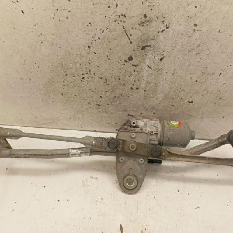 Moteur essuie glace avant AUDI Q3 1