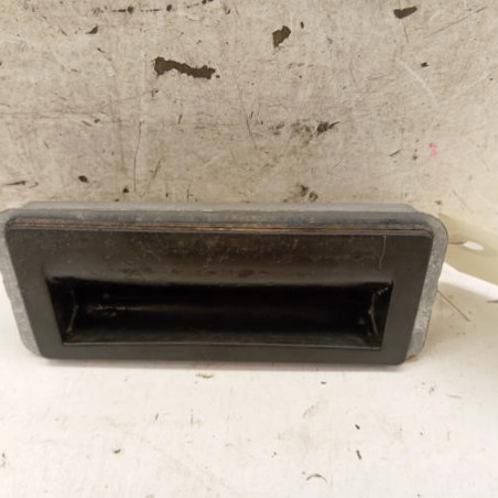 Poignee hayon AUDI Q3 1 Photo n°1