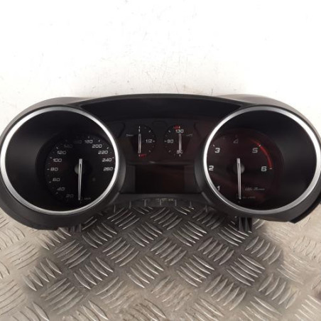 Compteur ALFA ROMEO GIULIETTA 2 Photo n°1