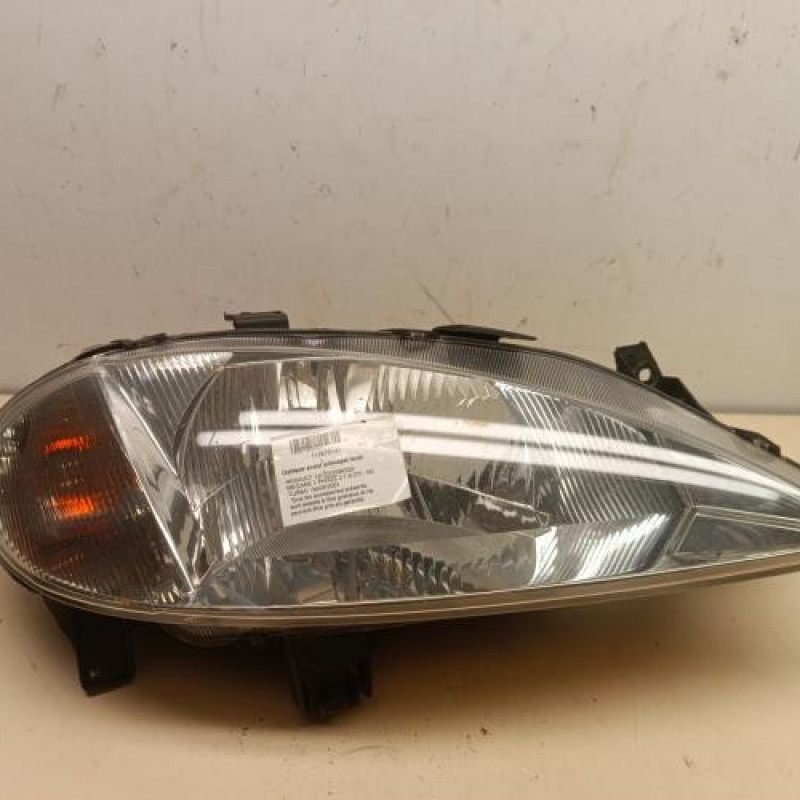 Optique avant principal droit (feux)(phare) RENAULT MEGANE 1