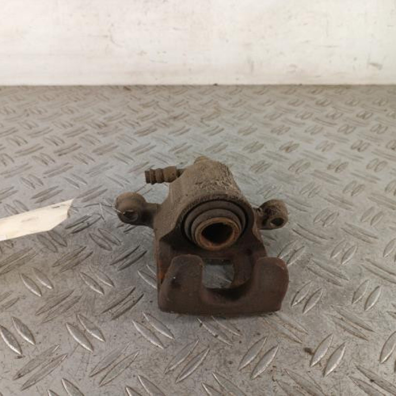 Etrier arriere droit (freinage) NISSAN JUKE 1
